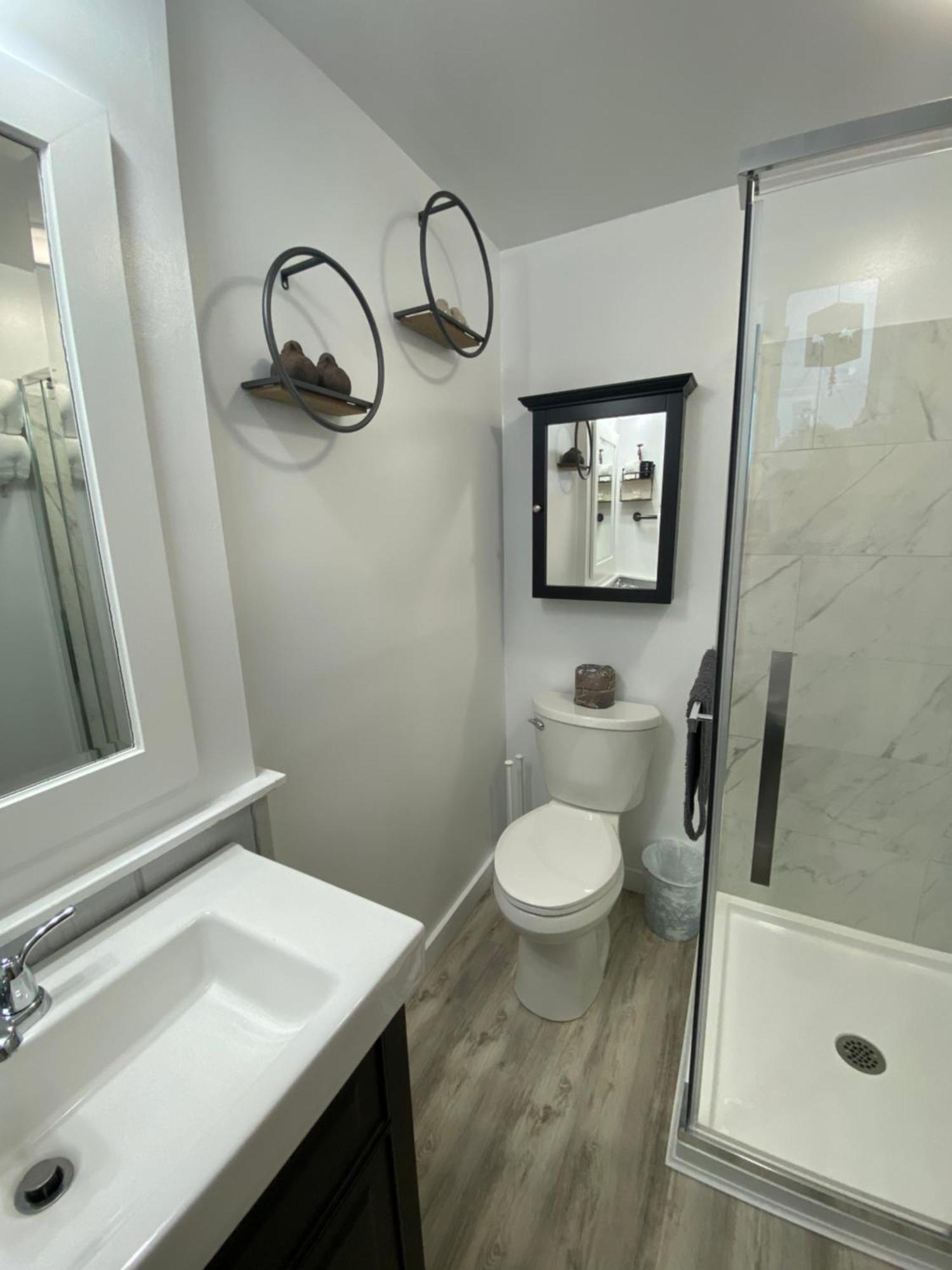 Our Place Up North Bnb Хънтсвил Екстериор снимка