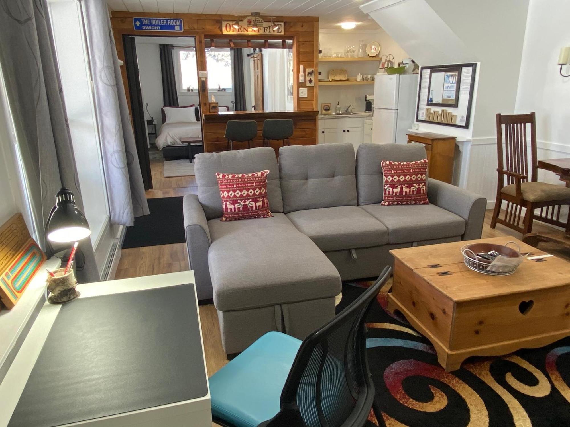 Our Place Up North Bnb Хънтсвил Екстериор снимка
