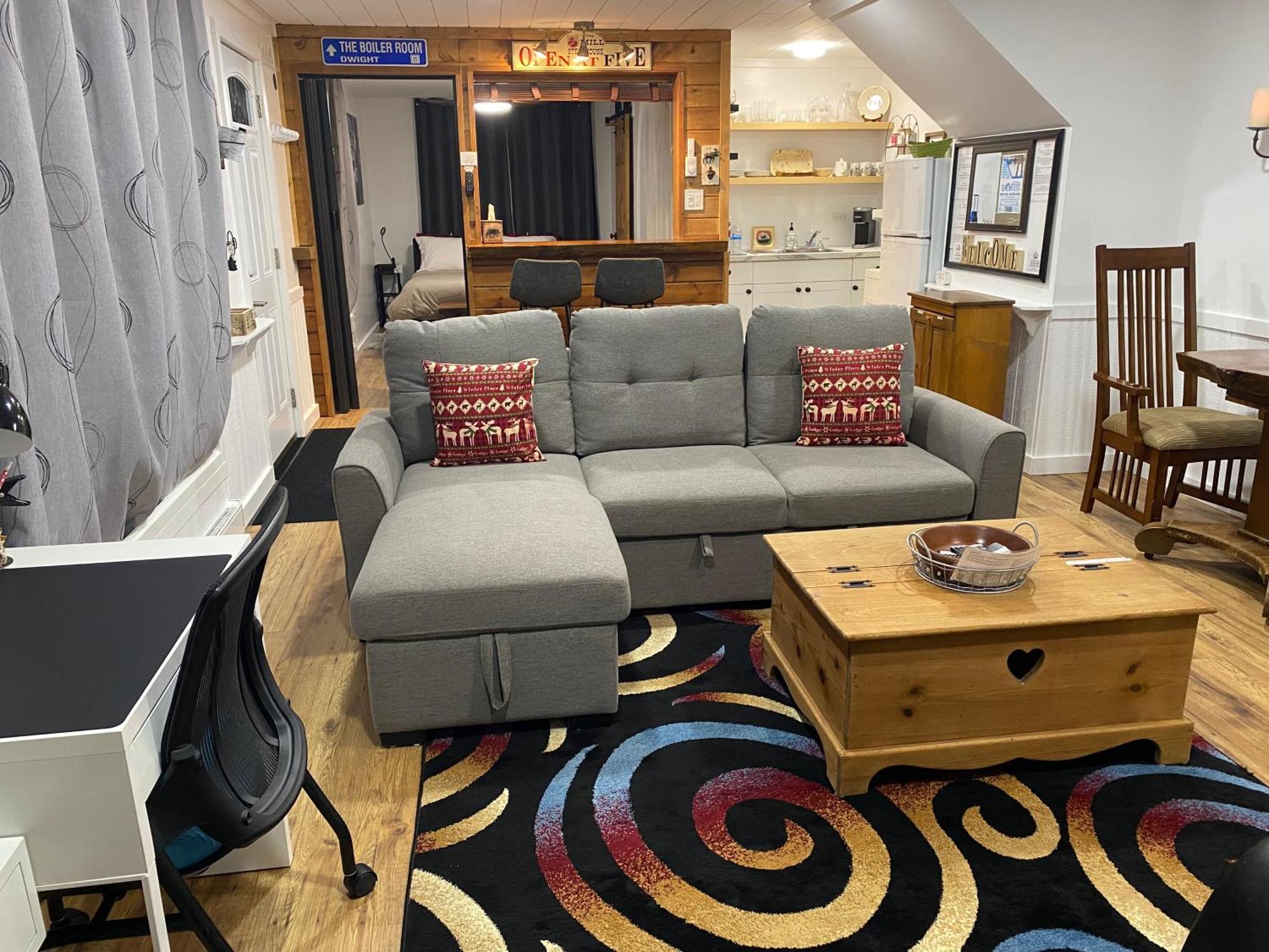 Our Place Up North Bnb Хънтсвил Екстериор снимка